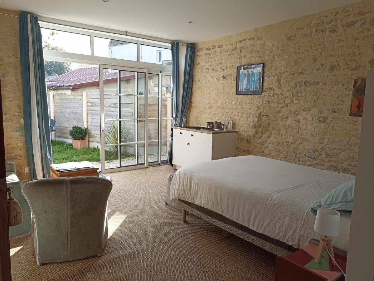 Studio Vargas Avec Jardin - Omaha Beach Кольвиль-сюр-Мер Экстерьер фото